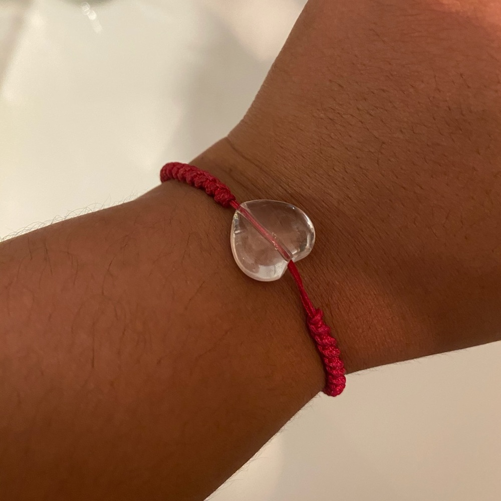 HEART SHAPED CRYSTAL ADJUSTABLE BRACELET
